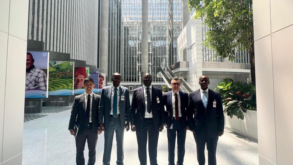 A photo at World Bank offices in DC with WB officials hosting the CS to share on the vision of the ministry and possible areas of support moving firward.